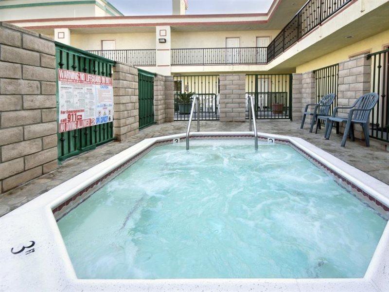Ramada By Wyndham Marina Del Rey Ξενοδοχείο Εξωτερικό φωτογραφία