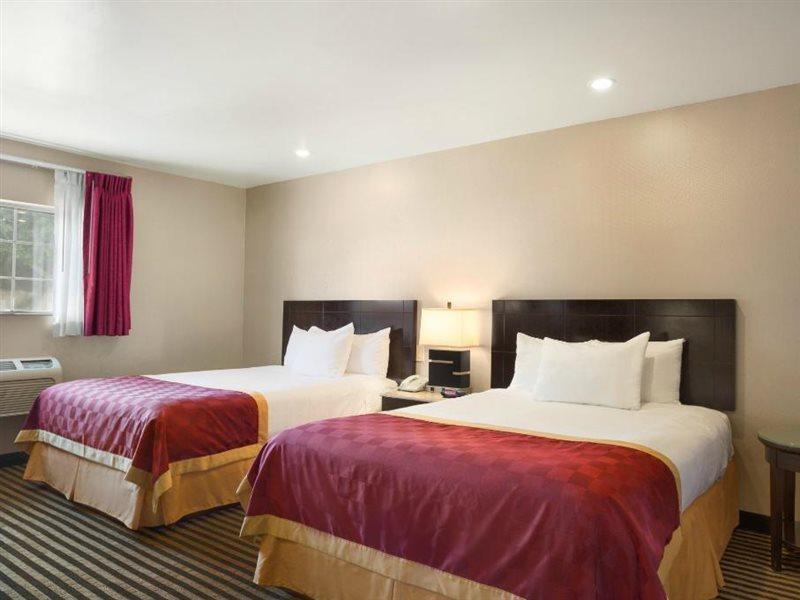 Ramada By Wyndham Marina Del Rey Ξενοδοχείο Εξωτερικό φωτογραφία
