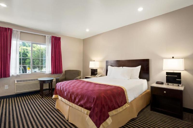 Ramada By Wyndham Marina Del Rey Ξενοδοχείο Εξωτερικό φωτογραφία