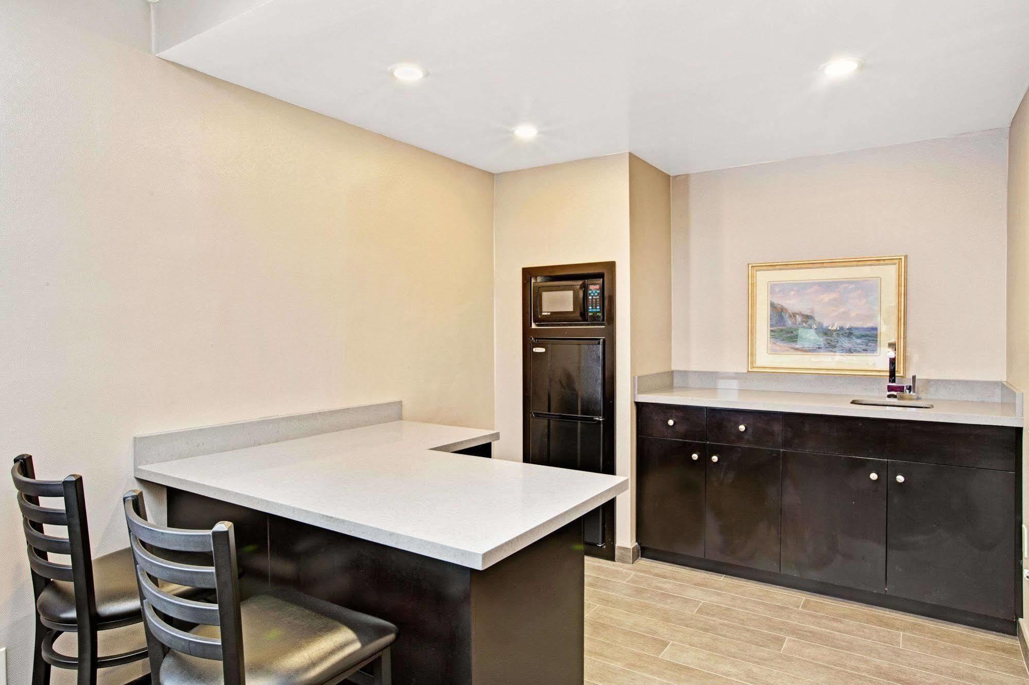 Ramada By Wyndham Marina Del Rey Ξενοδοχείο Εξωτερικό φωτογραφία