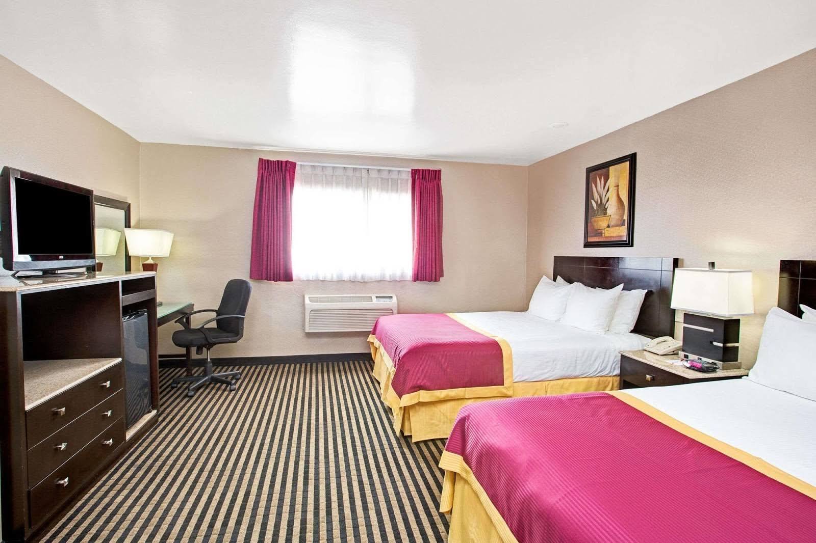 Ramada By Wyndham Marina Del Rey Ξενοδοχείο Εξωτερικό φωτογραφία