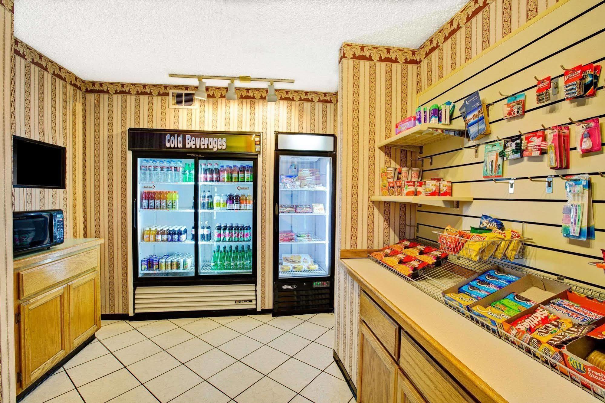 Ramada By Wyndham Marina Del Rey Ξενοδοχείο Εξωτερικό φωτογραφία